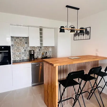 Apartamento Les De Lina By Robletimmo - Self Check-in